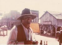 images/hollywood/_thb_1b cb en cow boy 2.jpg